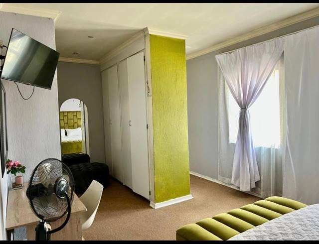 3 BEDROOM HOUSE FOR SALE IN SONNEVELD